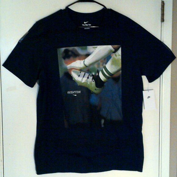 NEW NIKE LEBRON JAMES "Saquon Barkley Tee" MEN'S BLACK T-SHIRT LARGE IM6781-010 - Picture 5 of 9